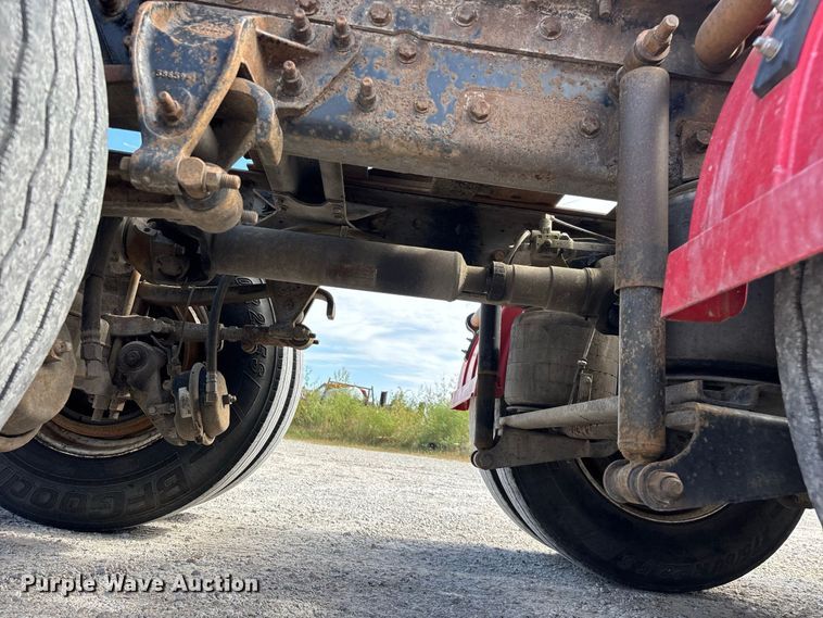 image for item FG0728 1999 Mack CH613 semi truck