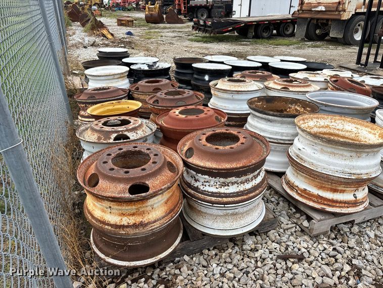 image for item FG0730 (74) steel wheels