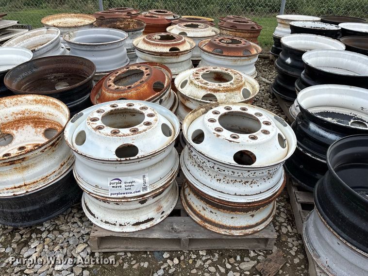 image for item FG0730 (74) steel wheels