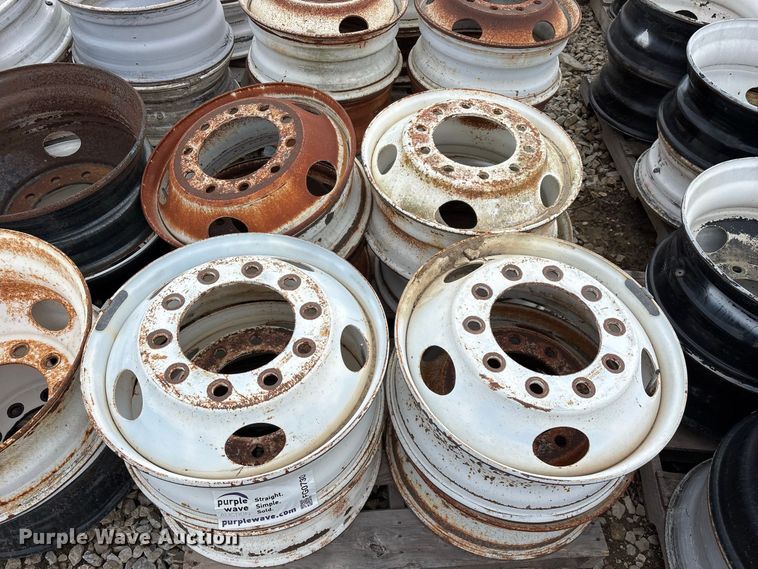 image for item FG0730 (74) steel wheels