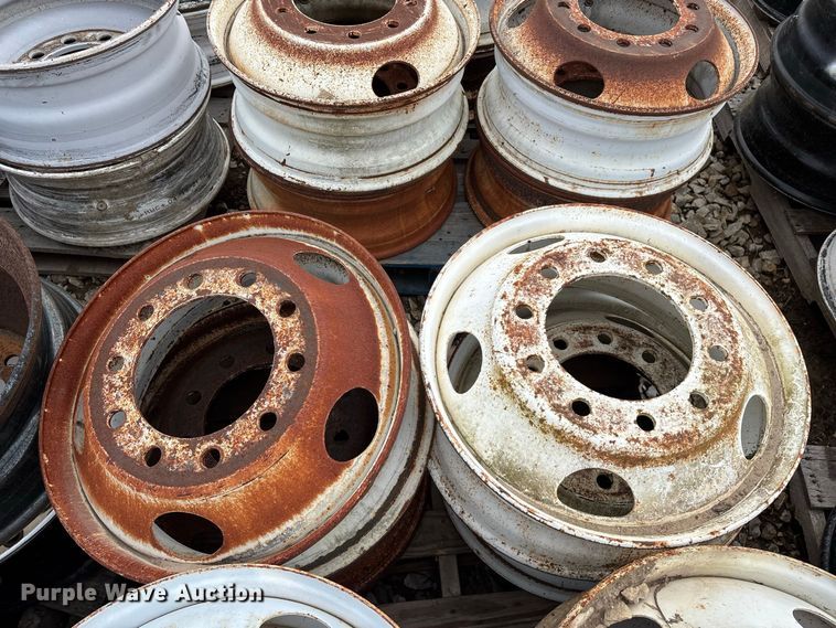 image for item FG0730 (74) steel wheels
