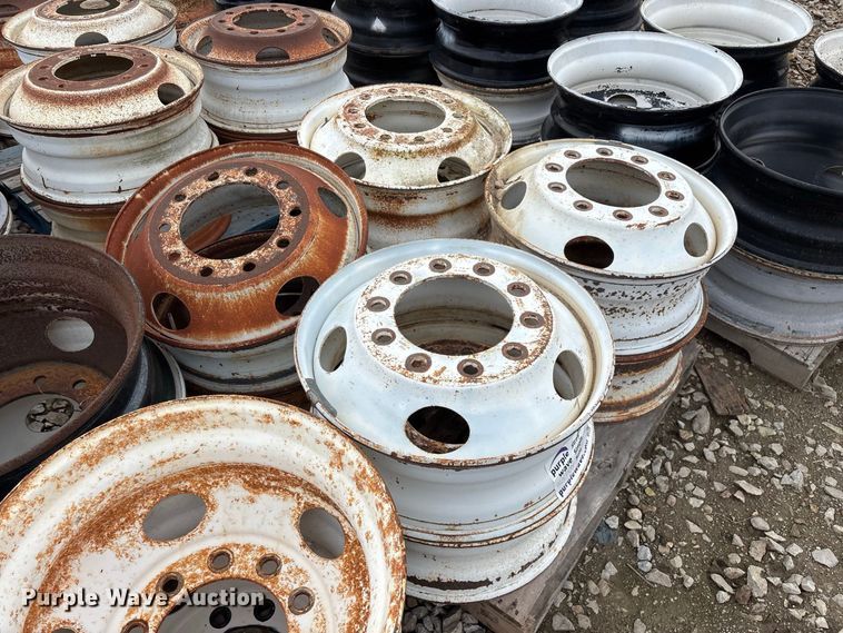 image for item FG0730 (74) steel wheels