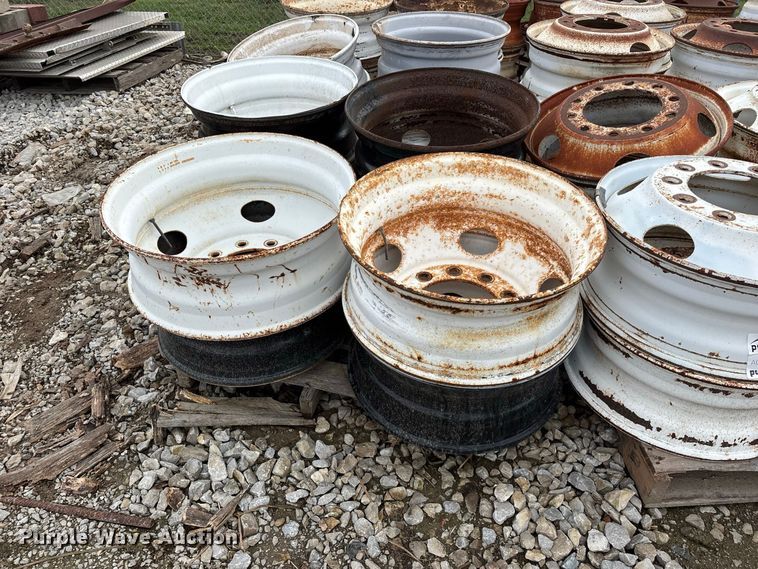 image for item FG0730 (74) steel wheels