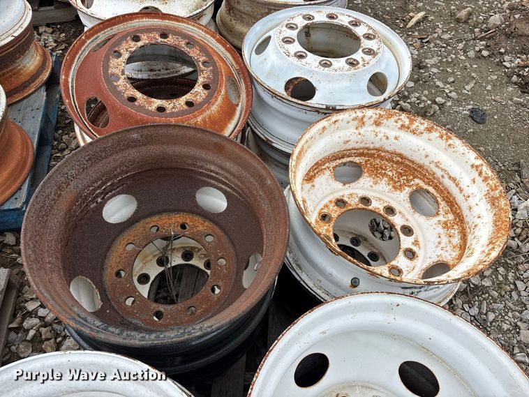 image for item FG0730 (74) steel wheels