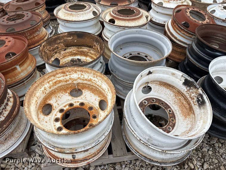 image for item FG0730 (74) steel wheels
