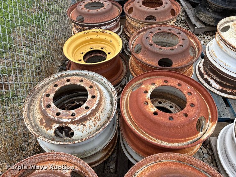 image for item FG0730 (74) steel wheels