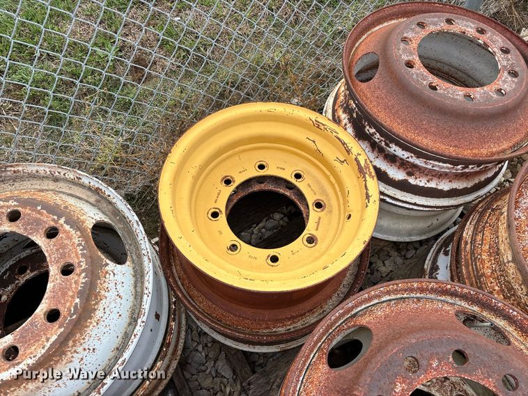 image for item FG0730 (74) steel wheels