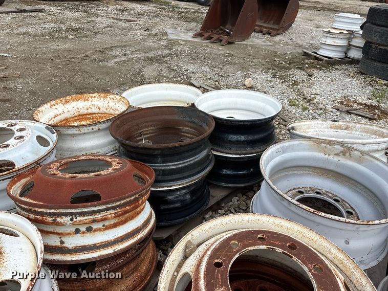image for item FG0730 (74) steel wheels
