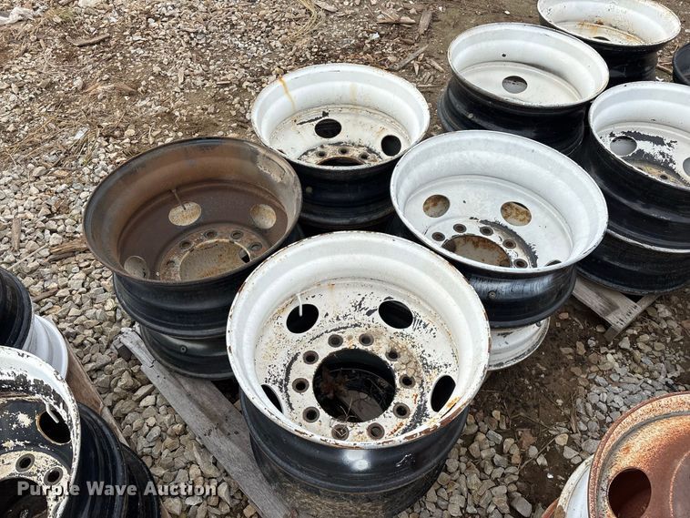 image for item FG0730 (74) steel wheels