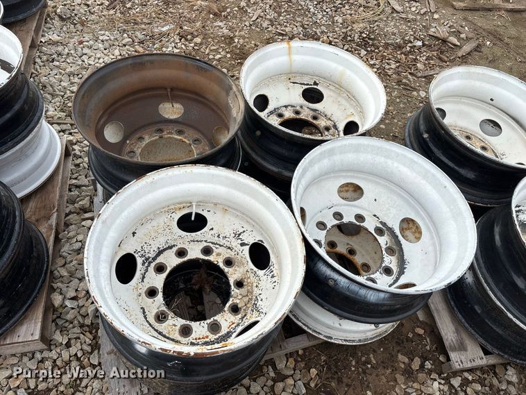image for item FG0730 (74) steel wheels