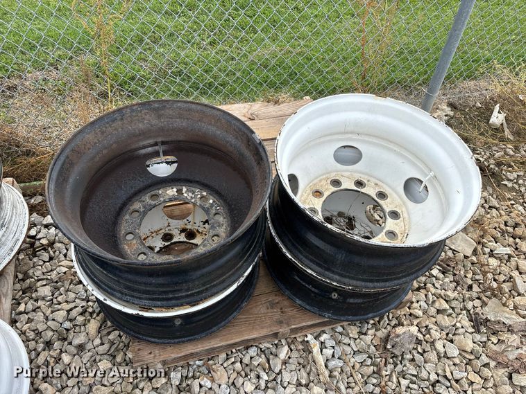 image for item FG0730 (74) steel wheels