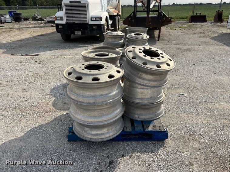 image for item FG0731 (25) 10 lug aluminum wheels