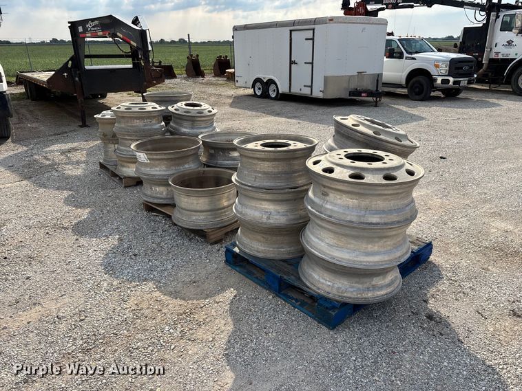 image for item FG0731 (25) 10 lug aluminum wheels