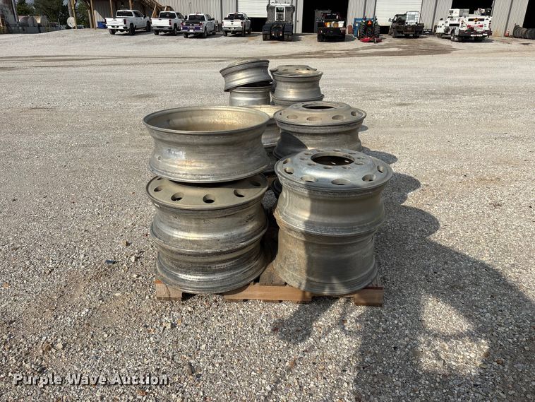 image for item FG0731 (25) 10 lug aluminum wheels