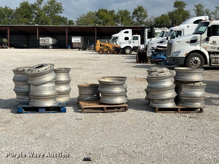 image for item FG0731 (25) 10 lug aluminum wheels