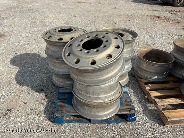 image for item FG0731 (25) 10 lug aluminum wheels