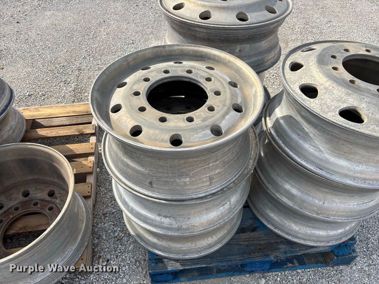 image for item FG0731 (25) 10 lug aluminum wheels