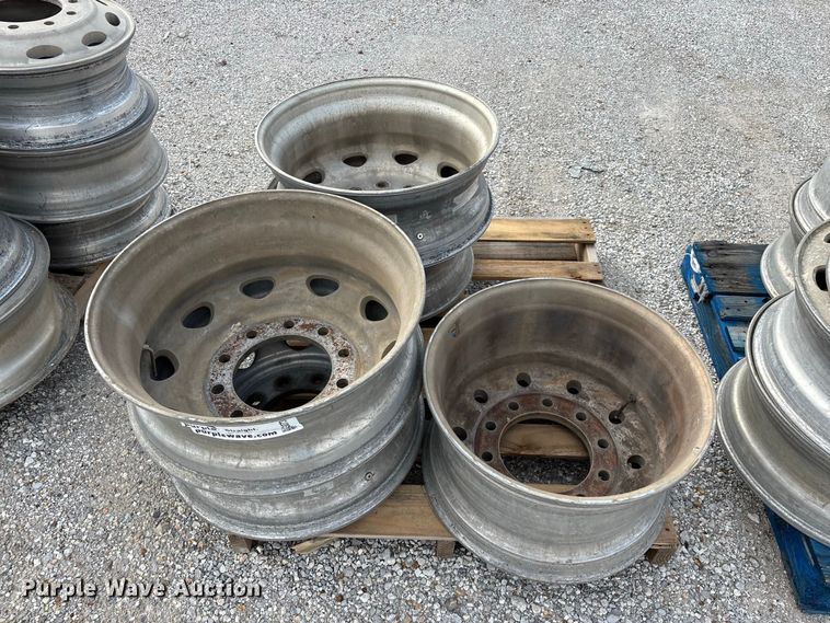 image for item FG0731 (25) 10 lug aluminum wheels