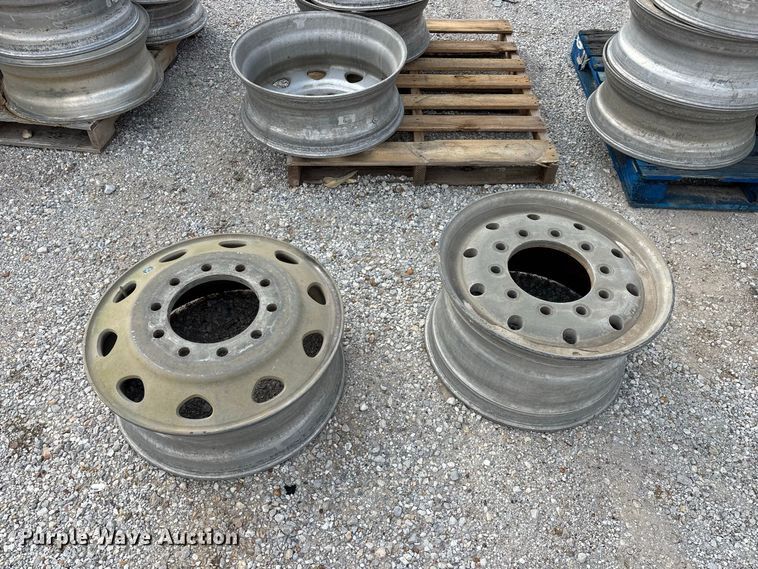 image for item FG0731 (25) 10 lug aluminum wheels