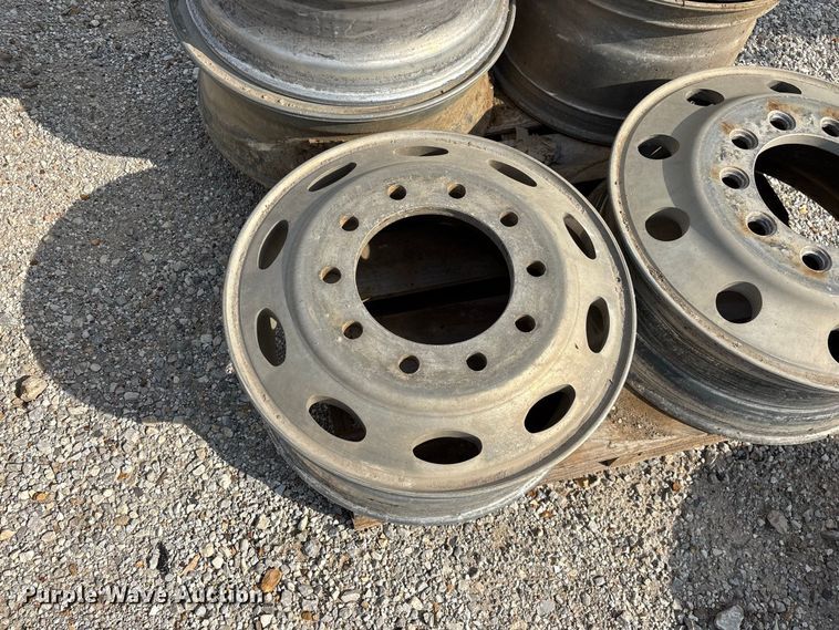 image for item FG0731 (25) 10 lug aluminum wheels