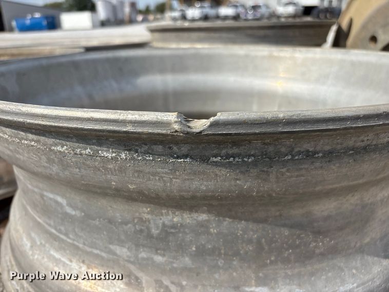 image for item FG0731 (25) 10 lug aluminum wheels