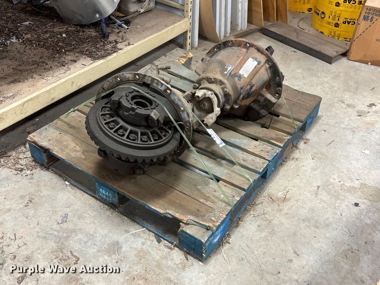 (2) Spicer semi truck differentials