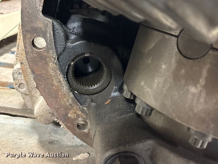 image for item FG0734 (2) Spicer semi truck differentials