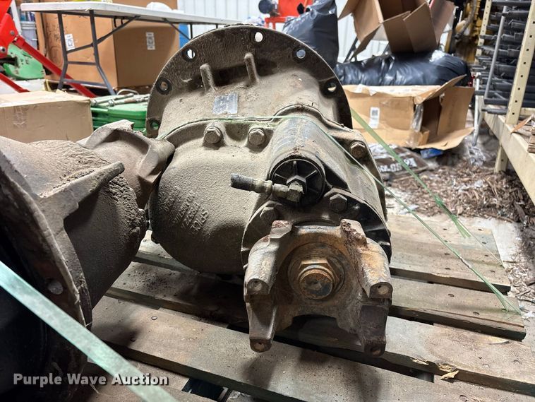 image for item FG0734 (2) Spicer semi truck differentials