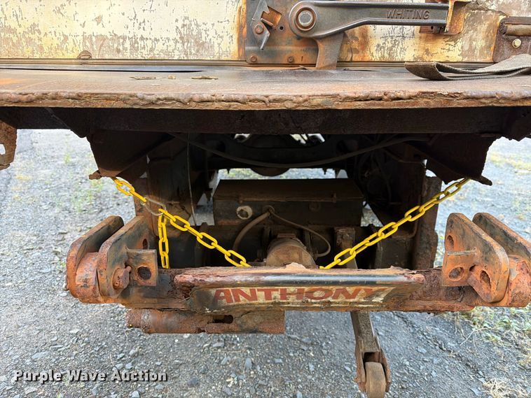 image for item FG3018 1999 Freightliner FL70 box truck