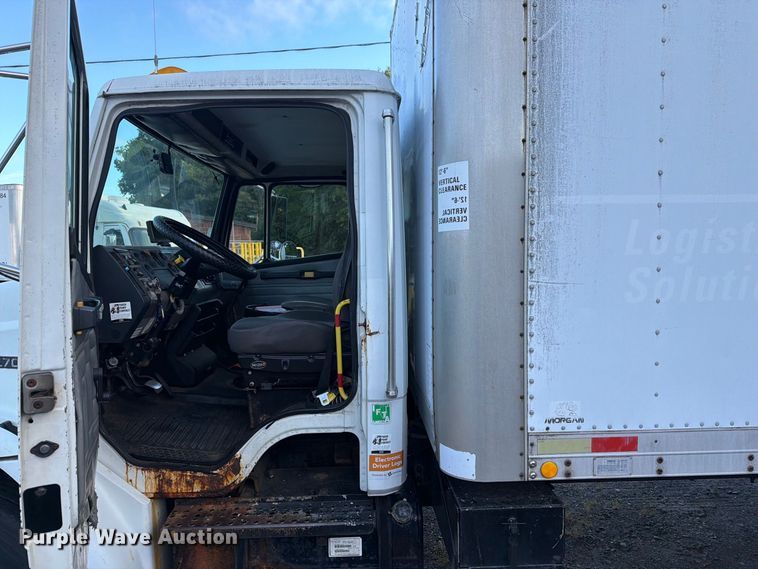 image for item FG3018 1999 Freightliner FL70 box truck