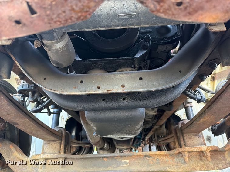 image for item FG3018 1999 Freightliner FL70 box truck