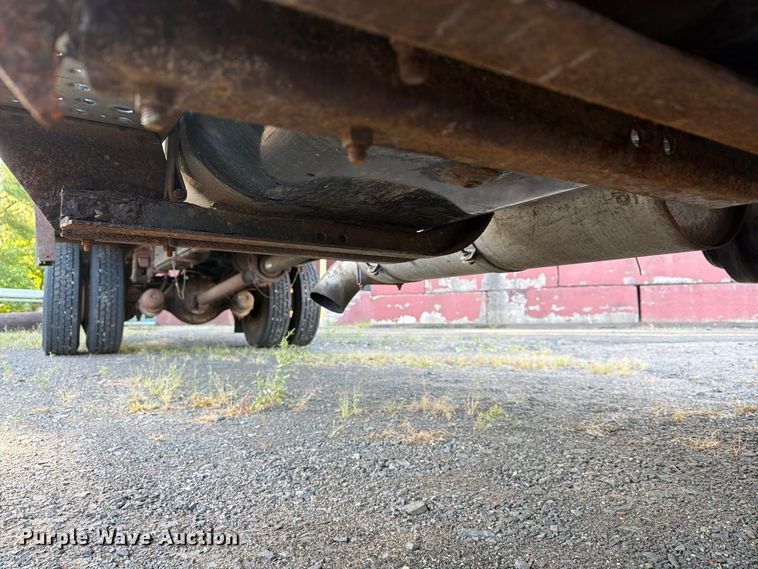 image for item FG3018 1999 Freightliner FL70 box truck