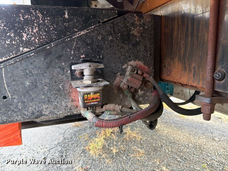 image for item FG3018 1999 Freightliner FL70 box truck
