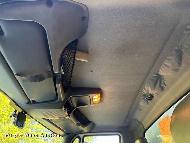 image for item FG3019 2007 International MA025 box truck