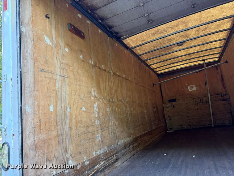 image for item FG3019 2007 International MA025 box truck