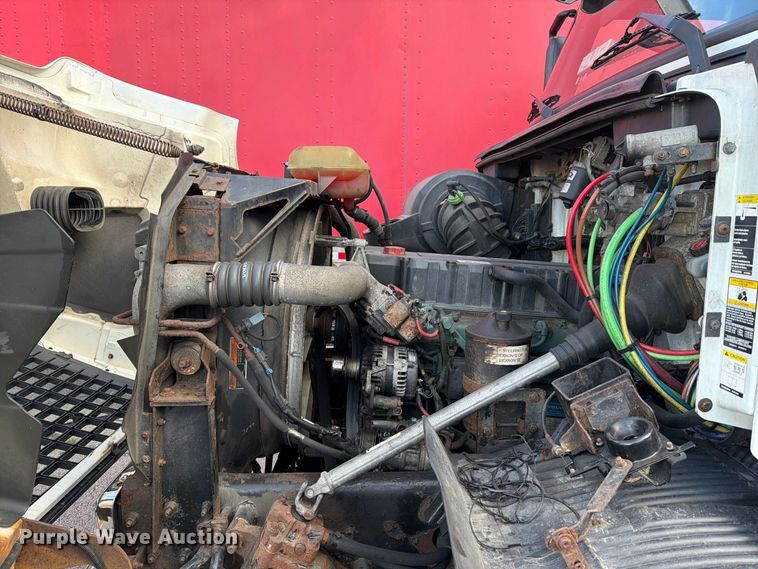 image for item FG3020 2003 Volvo VHD fuel truck