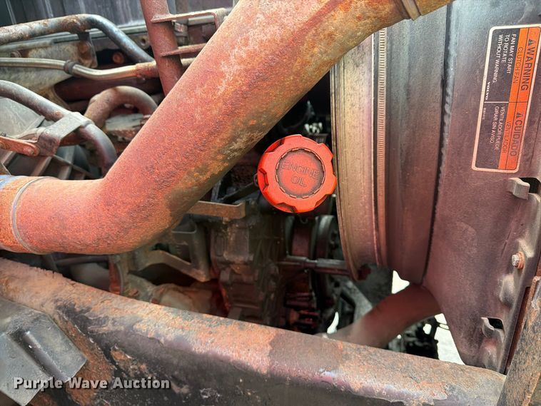 image for item FG3020 2003 Volvo VHD fuel truck