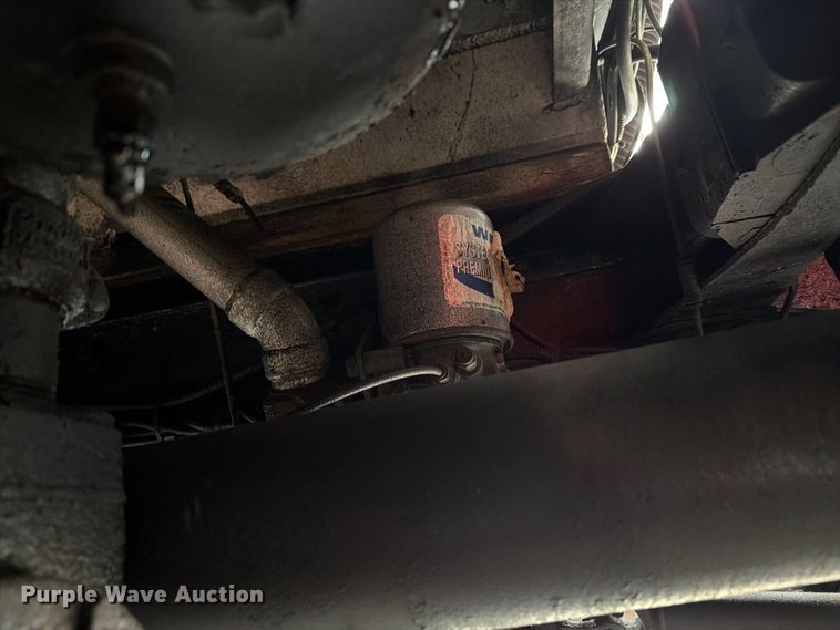 image for item FG3020 2003 Volvo VHD fuel truck