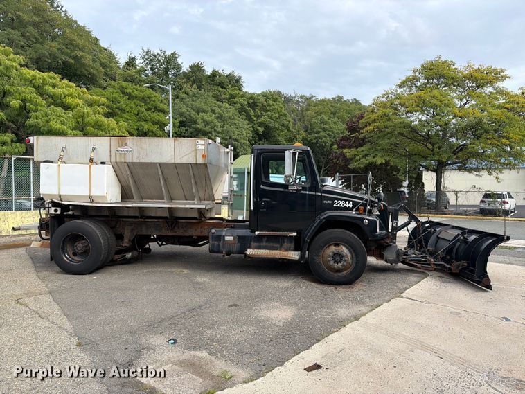 image for item FG3021 2002 Freightliner FL70 dump truck