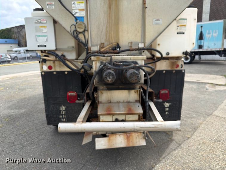 image for item FG3021 2002 Freightliner FL70 dump truck
