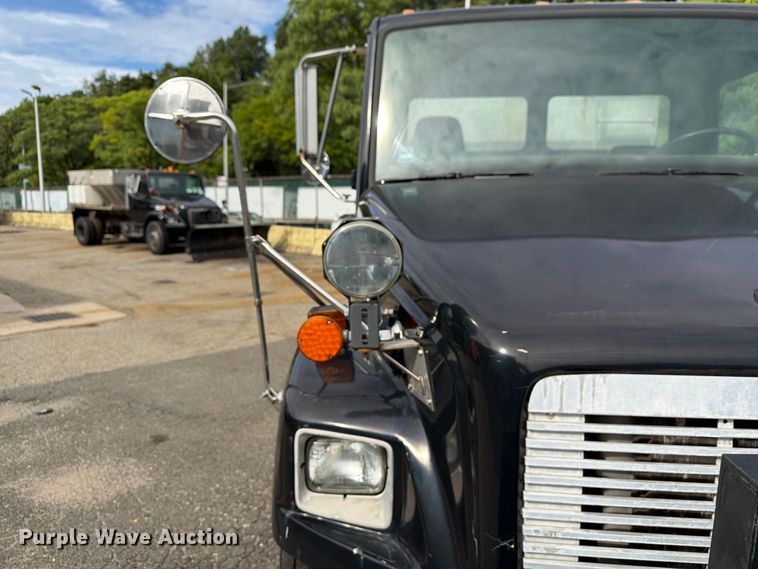 image for item FG3021 2002 Freightliner FL70 dump truck