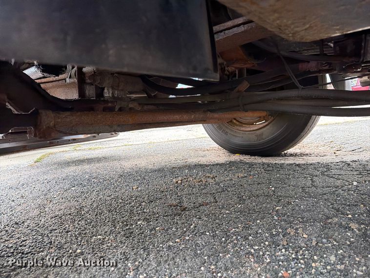 image for item FG3021 2002 Freightliner FL70 dump truck