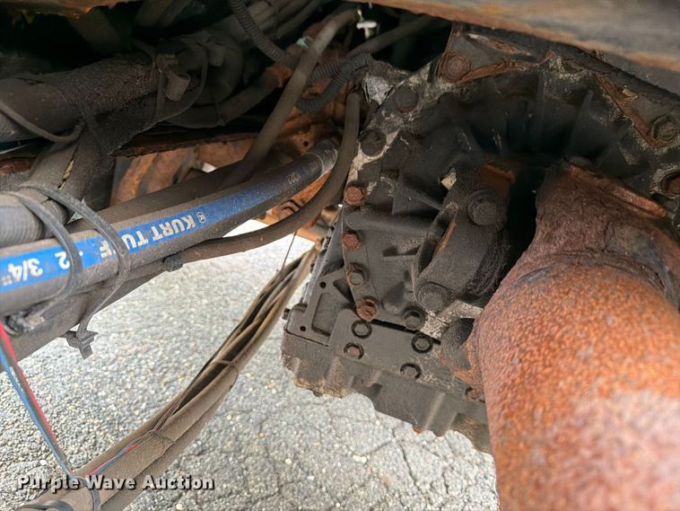 image for item FG3021 2002 Freightliner FL70 dump truck