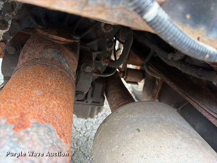 image for item FG3021 2002 Freightliner FL70 dump truck