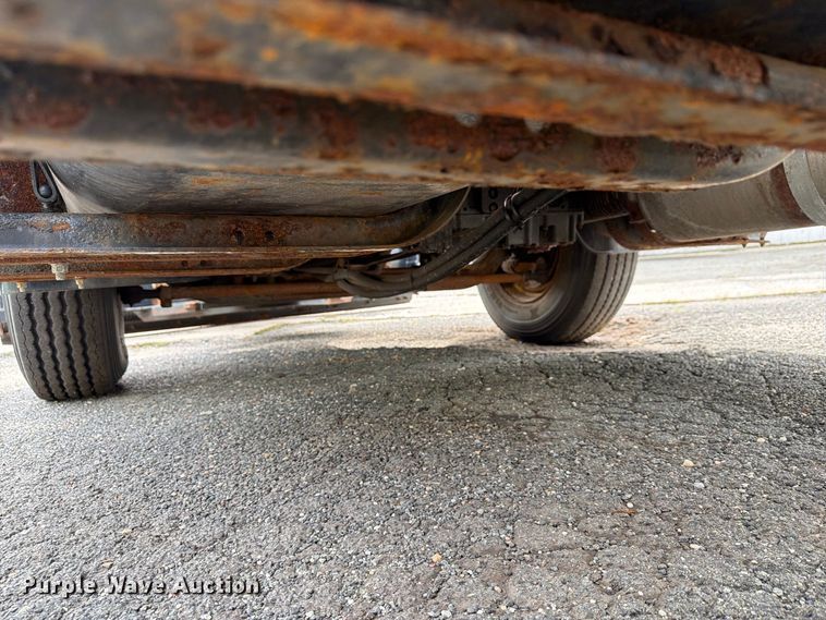 image for item FG3021 2002 Freightliner FL70 dump truck