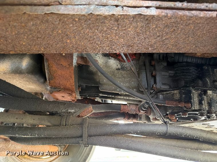 image for item FG3021 2002 Freightliner FL70 dump truck