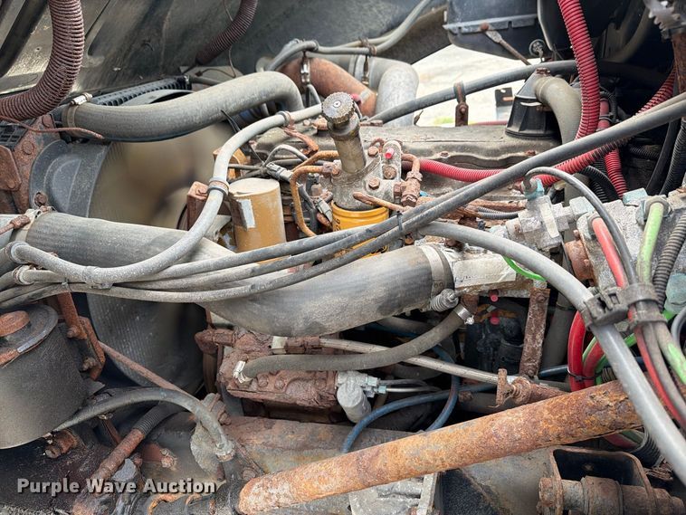 image for item FG3021 2002 Freightliner FL70 dump truck