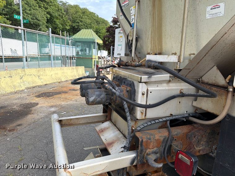 image for item FG3021 2002 Freightliner FL70 dump truck