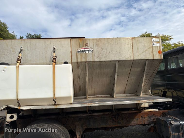image for item FG3021 2002 Freightliner FL70 dump truck
