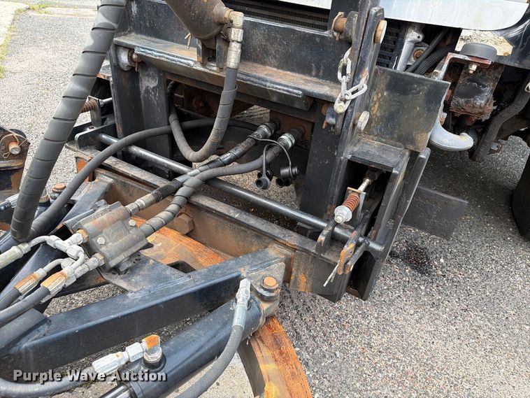 image for item FG3021 2002 Freightliner FL70 dump truck